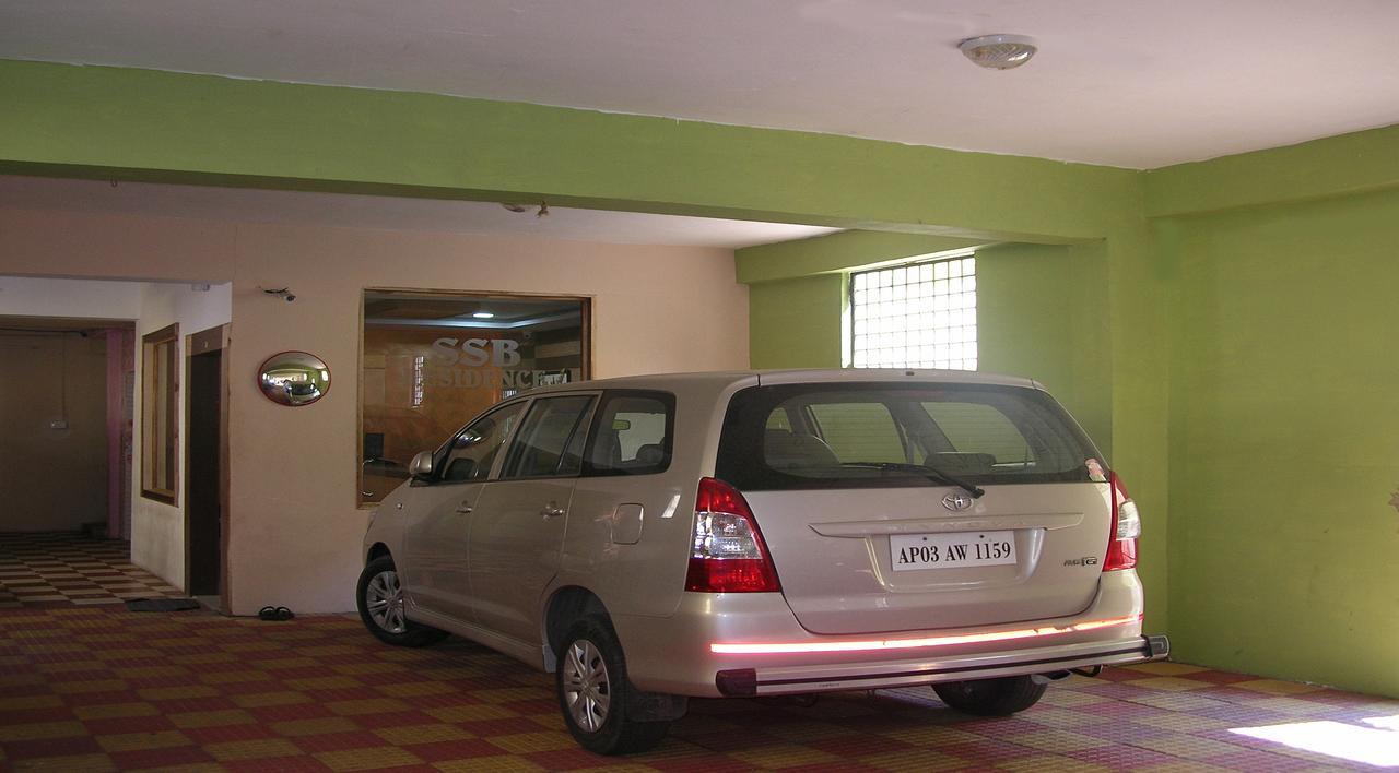 Ssb Residency Hotel Tirupati Kültér fotó