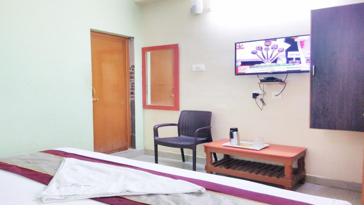 Ssb Residency Hotel Tirupati Kültér fotó