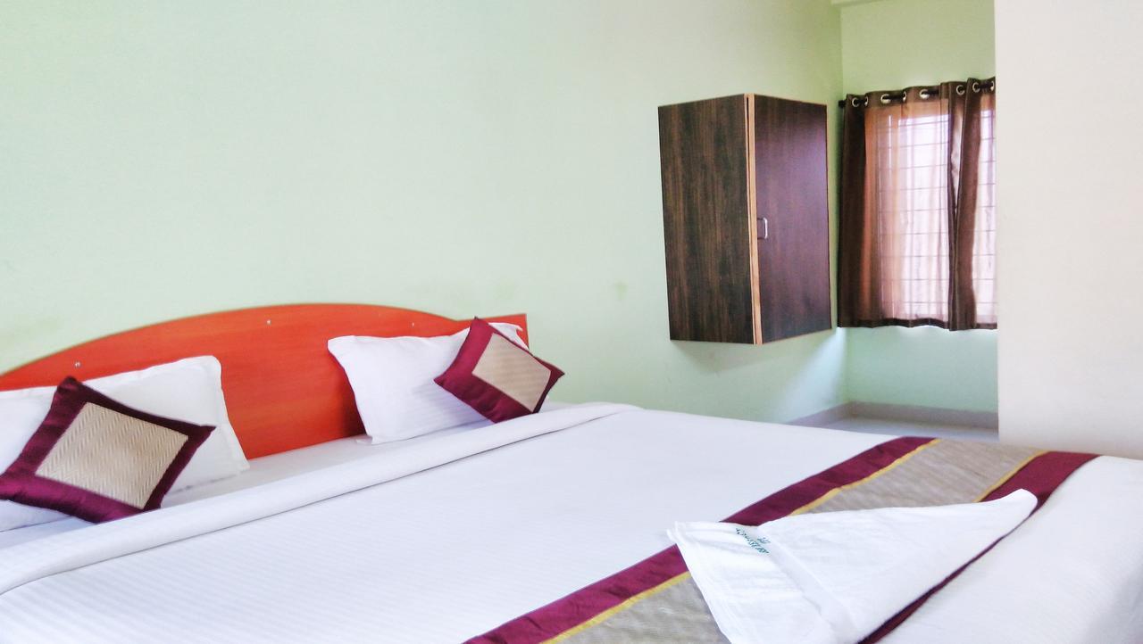 Ssb Residency Hotel Tirupati Kültér fotó